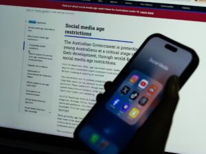 Australia's Viral Debate: Should Minors Disconnect from Social Media?