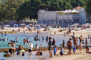 Australia's Social Media Break: Parents Concerned, Teens Sleeping Better