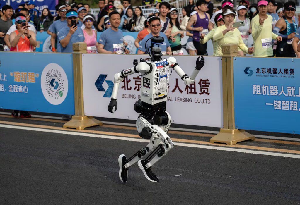 Beijing Half Marathon: Chinese Robots Break Records, Outrun Humans