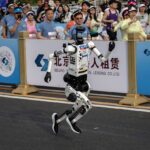 Beijing Half Marathon: Chinese Robots Break Records, Outrun Humans