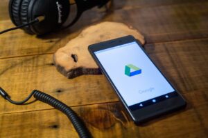 Should You Invest in Extra Cloud Storage for Your Mobile Device?