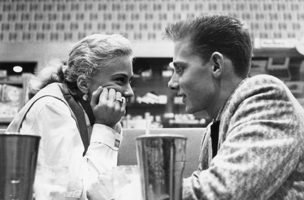 AI Takes the Reins: Dating Apps Will Select Your Perfect Match