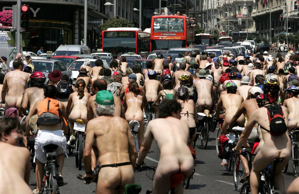 Protest in [Location]: Cyclists Go Nude to Demand Safer Roads