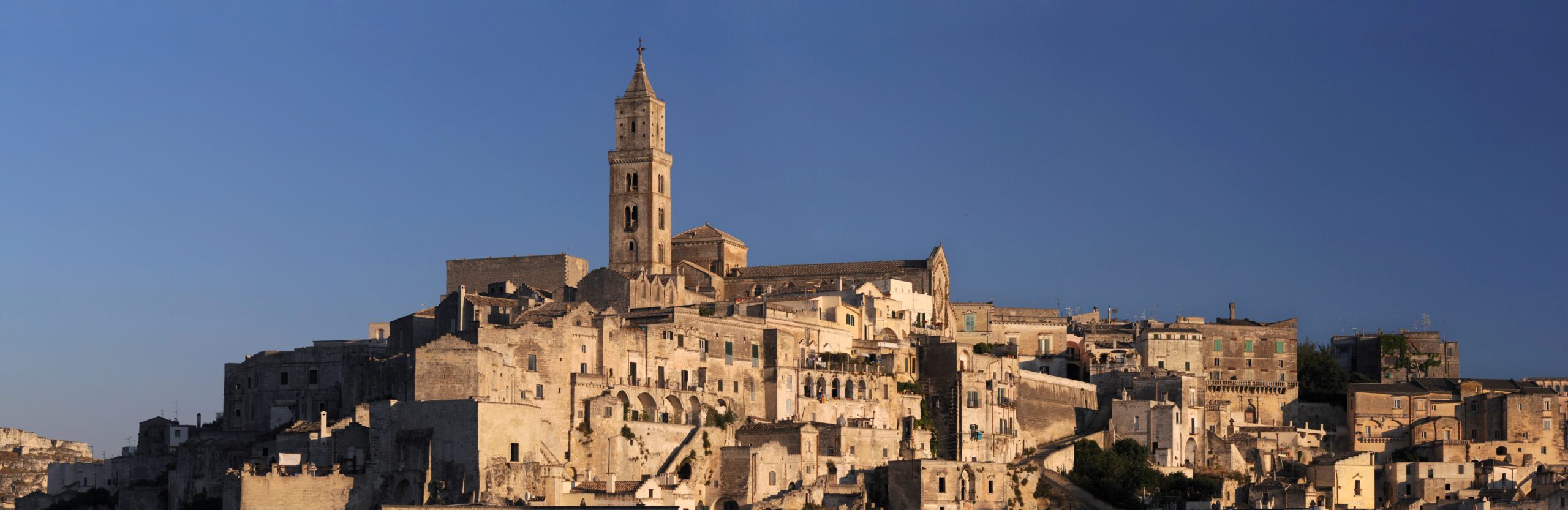 The cathedral on the Civita, with the Sassi falling away below