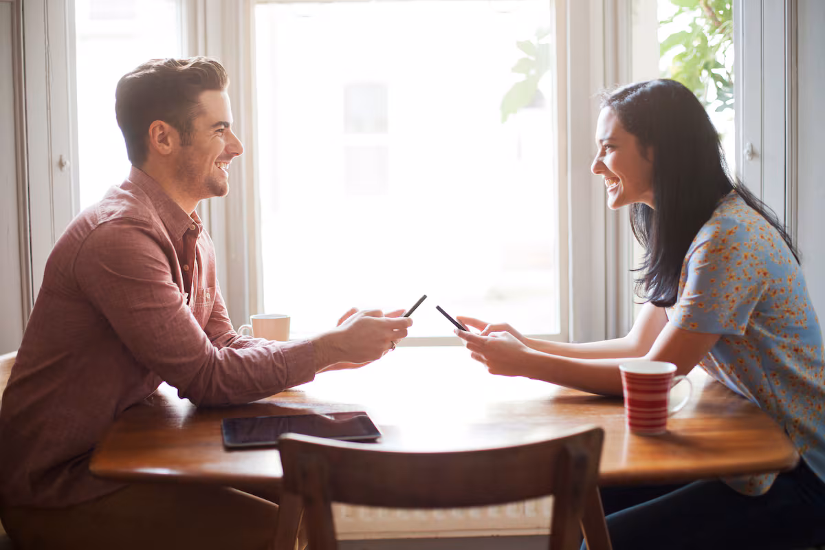 Top 5 Apps for Couples: From Surprise Drawings to Love Tamagotchis