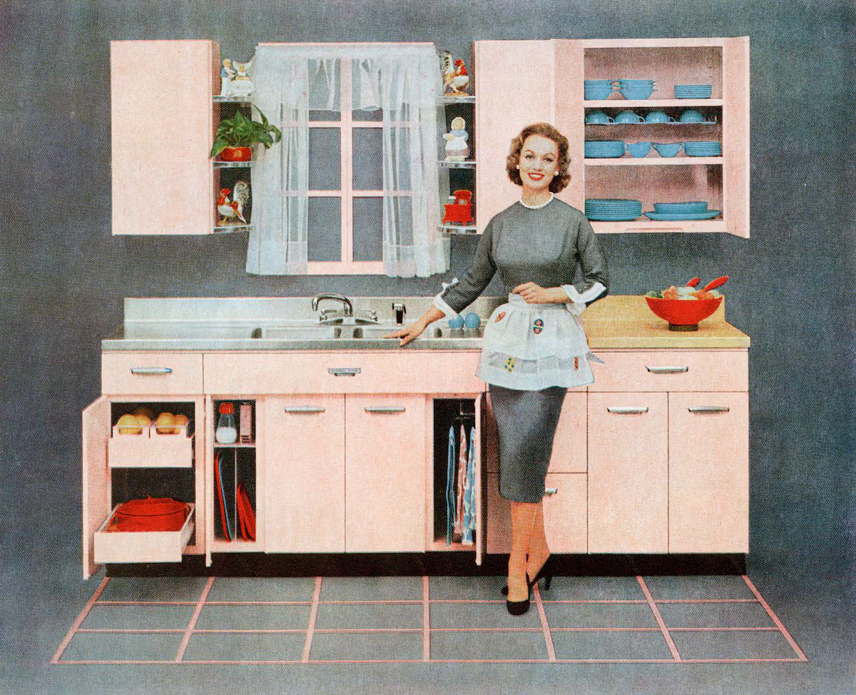 Tradwives Thrive While Husbands Remain Invisible: A Closer Look