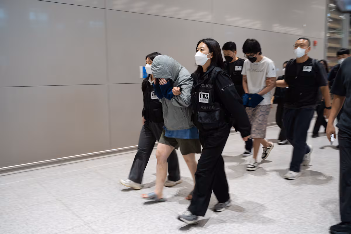 Ex-Forced Worker Reveals Secrets of Online Romance Scams