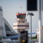 Revolutionary System Enables Plane Communication Over Oceanic Areas