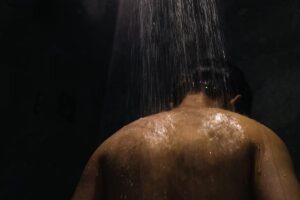 Can Showering in the Dark Improve Sleep? Science Weighs In