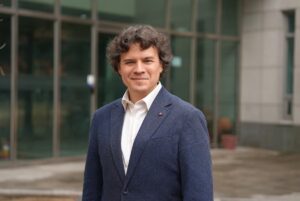 Pablo Jarillo Herrero Claims Discovery of Inverse Philosopher's Stone Material