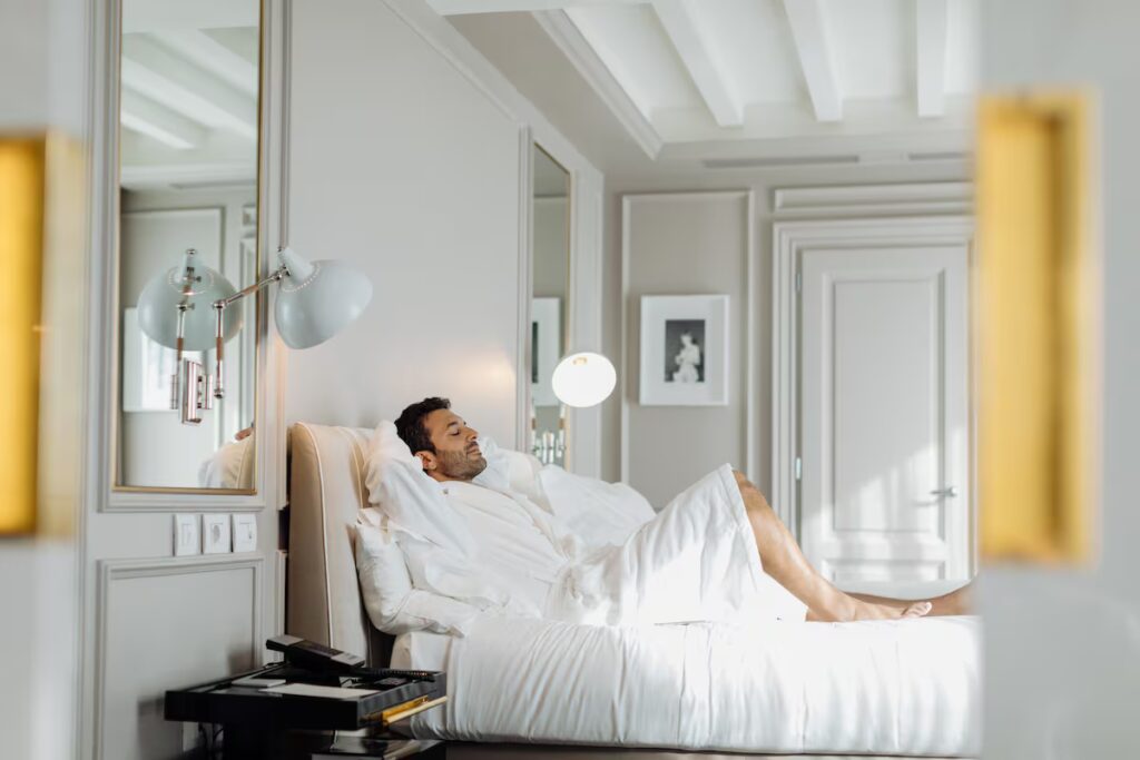 Unveiling the Secrets: Why Luxury Hotels Smell Irresistibly Good